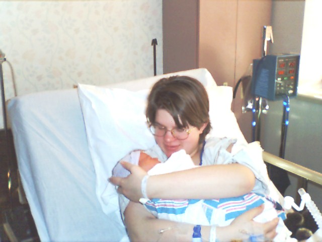 Jacie with NEWBORN AARON O. EVERDELL